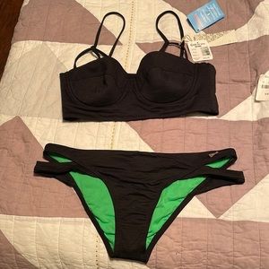 European Eco Peace Super Cute Bikini Swimsuit SZ Large NWT made in USA